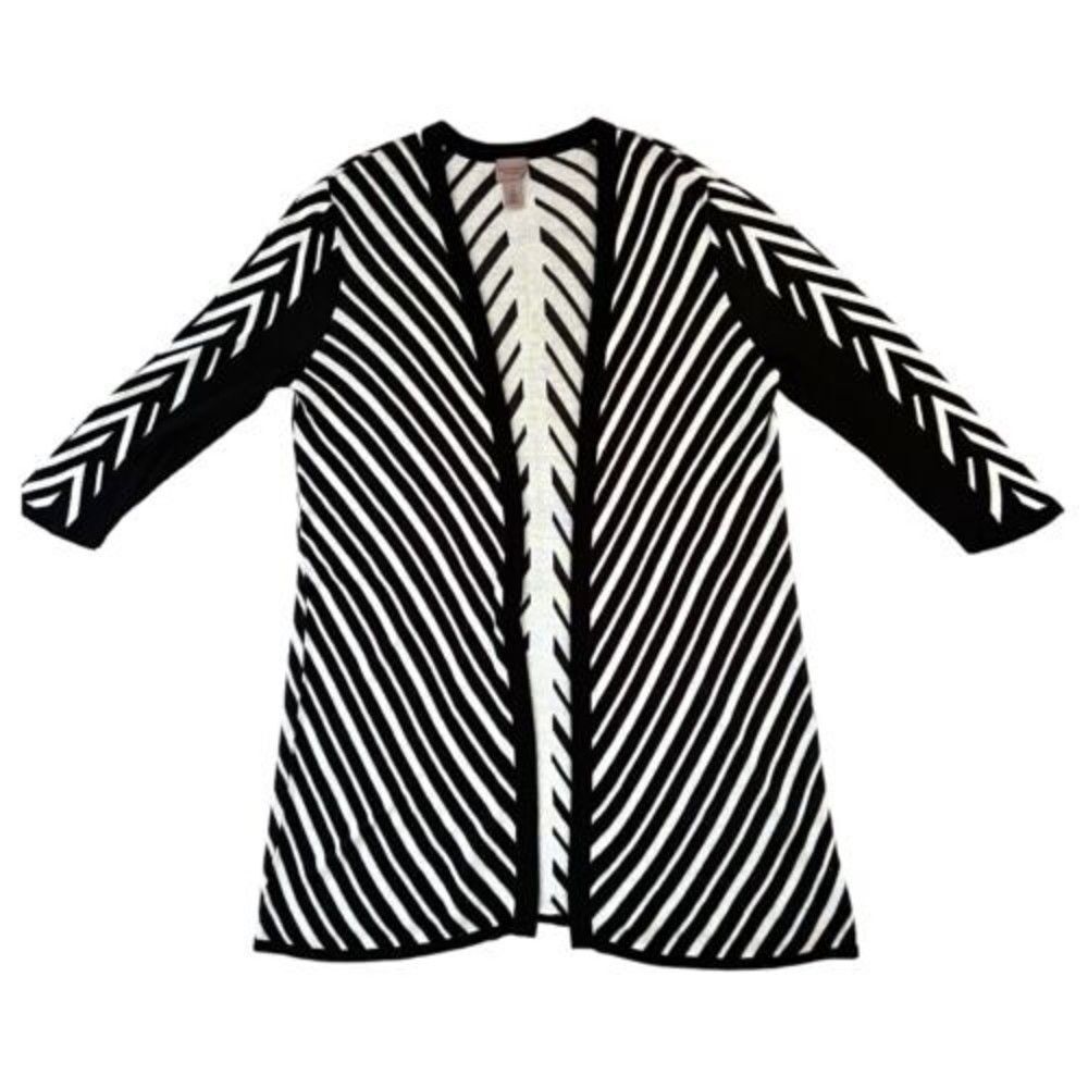 Chico's Size 2 Women's EASYWEAR Black/White Graphic Cardigan Sweater 3/4 Sleeves